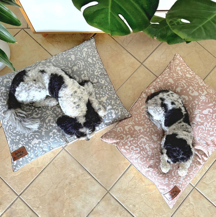 Washable boucle dog bed covers