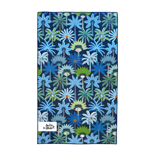 Prestige Palms bath and travel Dog Towel fur-free and quick-dry, designed in Australia. Tropical pattern by Jocelyn Proust