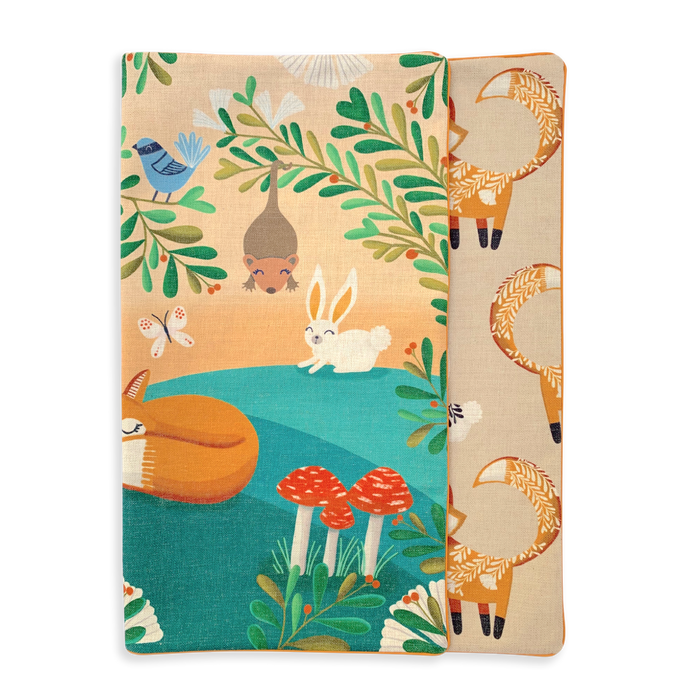 Foxy Tales extra washable bed cover front