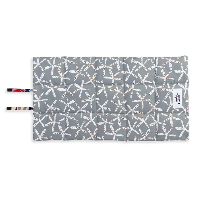 Daydream Shells Dog Travel Mat