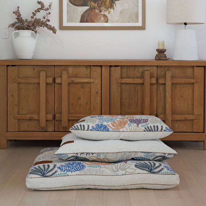 High quality, washable, designer dog beds. Small to large size dogs. Designed by Australian Artist Jocelyn Proust