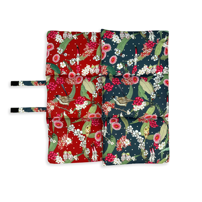 double sided water-resistant travel and training mat for dogs